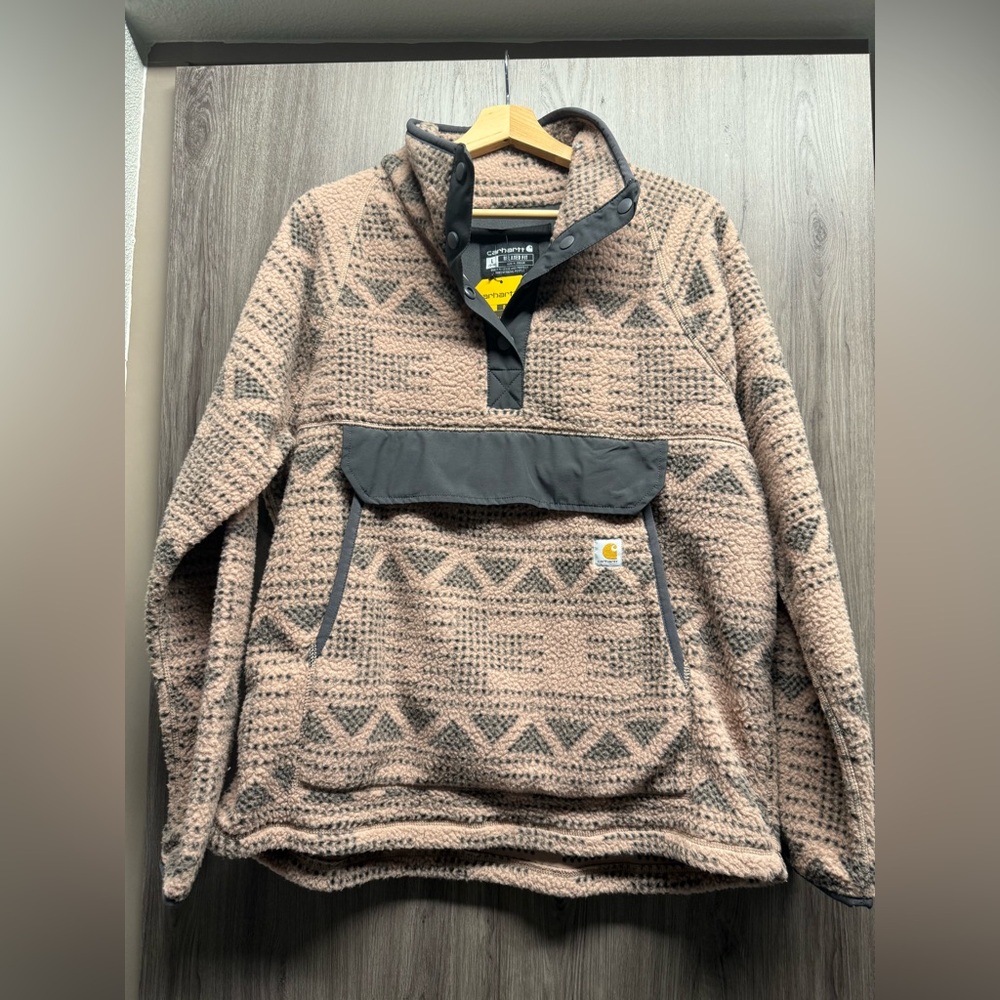 Carhartt women’s large fleece pullover